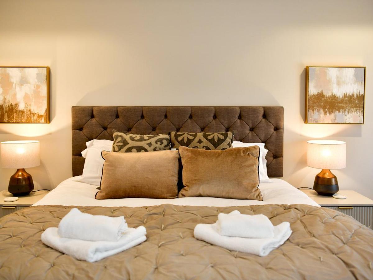 Pass The Keys Beautiful 2 Bed Apartment With Parking In The Bay Cardiff Eksteriør billede